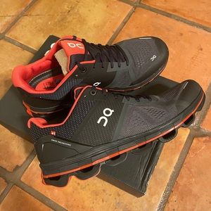 NEW Men’s Cloudace ☁️ Shoes Size 8.5